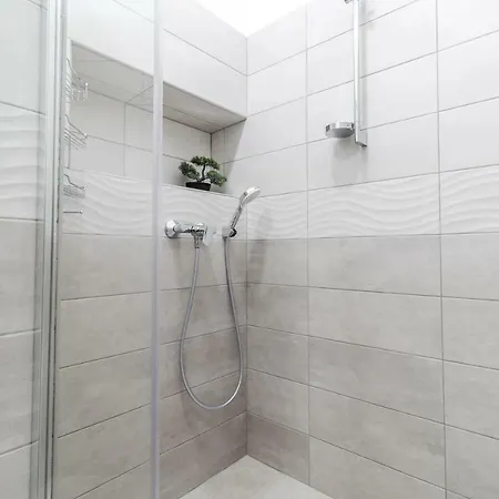 Midwheel 9 Apartment Lviv